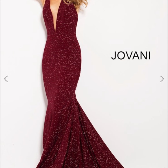 Gorgeous v neckline prom dress by Jovani. - Picture 3 of 5